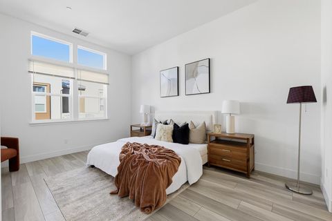 Tiny photo for 3675 Broadcast Common, FREMONT, CA 94538 (MLS # ML82034656)