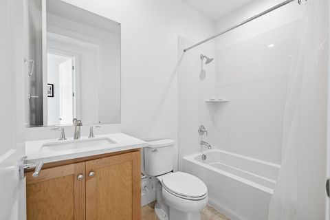 Tiny photo for 3675 Broadcast Common, FREMONT, CA 94538 (MLS # ML82034656)