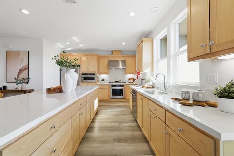 Tiny photo for 3675 Broadcast Common, FREMONT, CA 94538 (MLS # ML82034656)