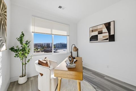 Tiny photo for 3675 Broadcast Common, FREMONT, CA 94538 (MLS # ML82034656)