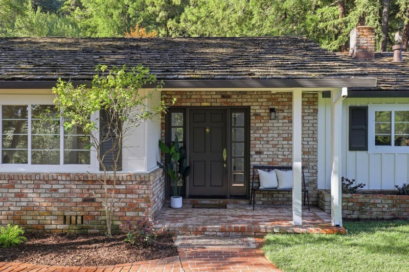 425 Summit Springs Road