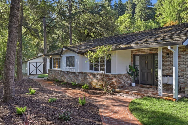 425 Summit Springs Road