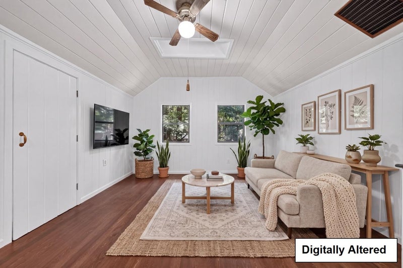 20905 Comanche Trail