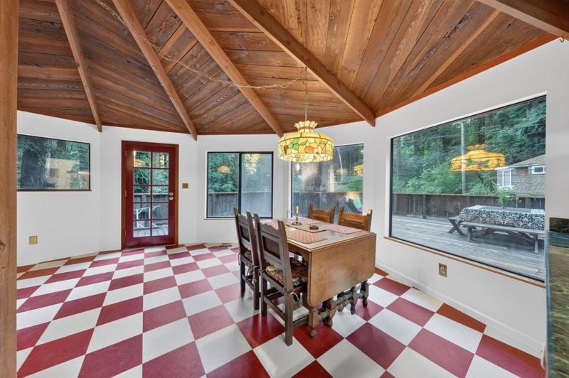 20905 Comanche Trail