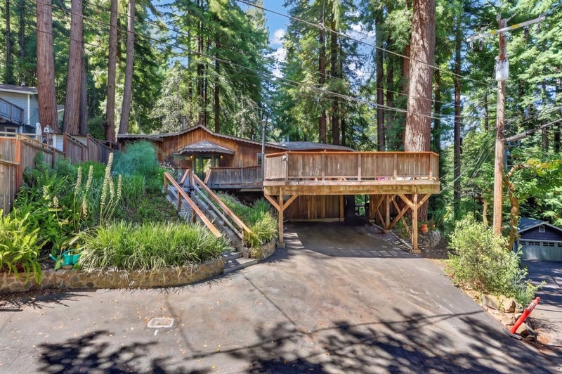 20905 Comanche Trail