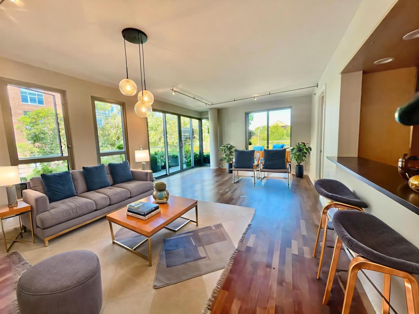 219 BRANNAN Street 2F