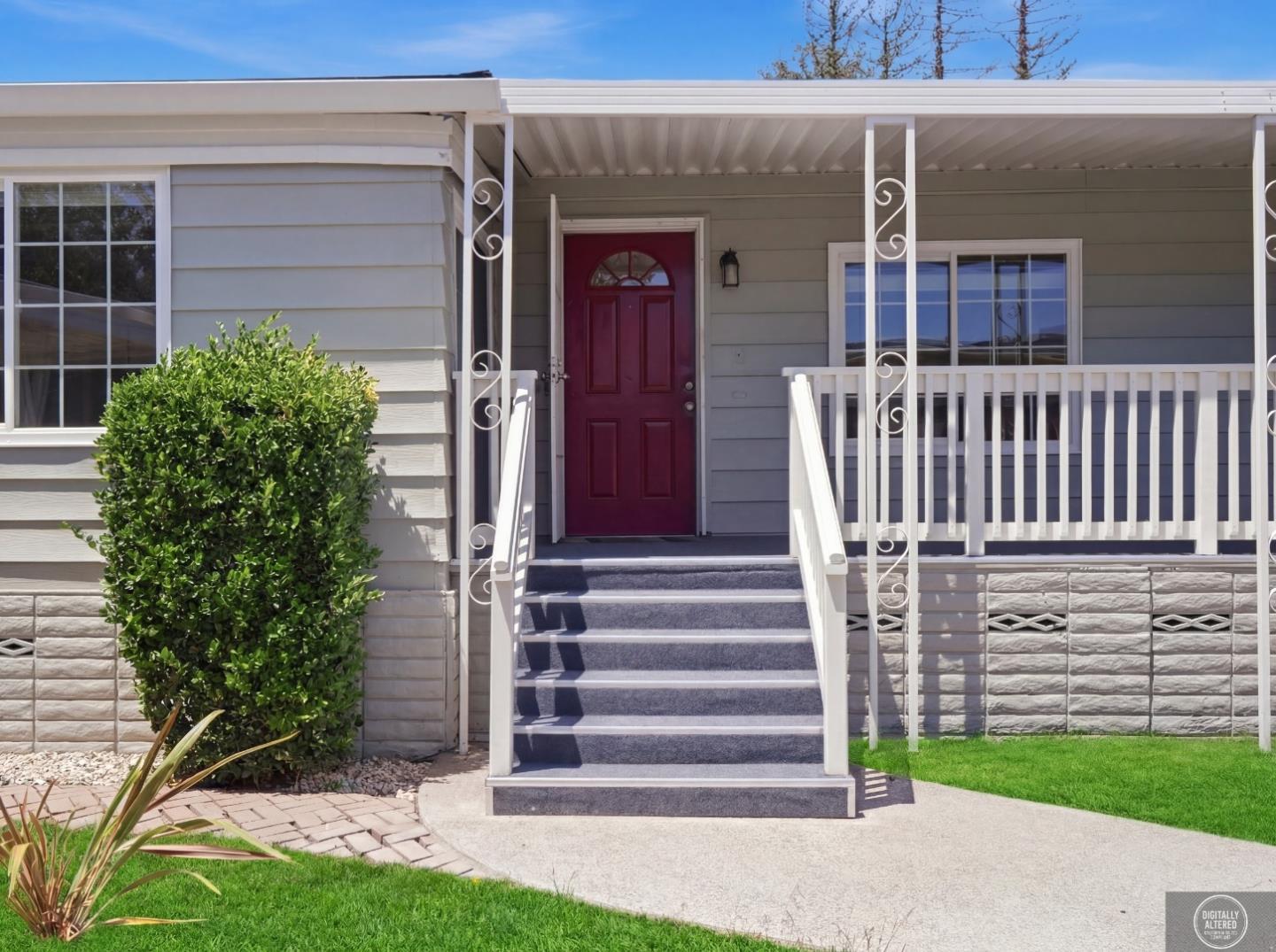 2901 Moss Hollow Drive