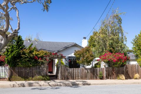 Photo of 638 Eardley Avenue, PACIFIC GROVE, CA 93950 (MLS # ML82021617)
