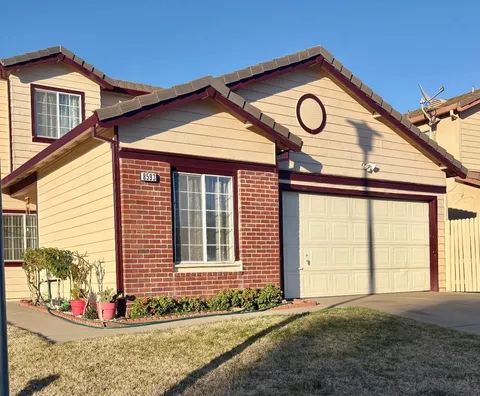 8593 Derlin Way, Sacramento, CA 95823 - #: ML82000469