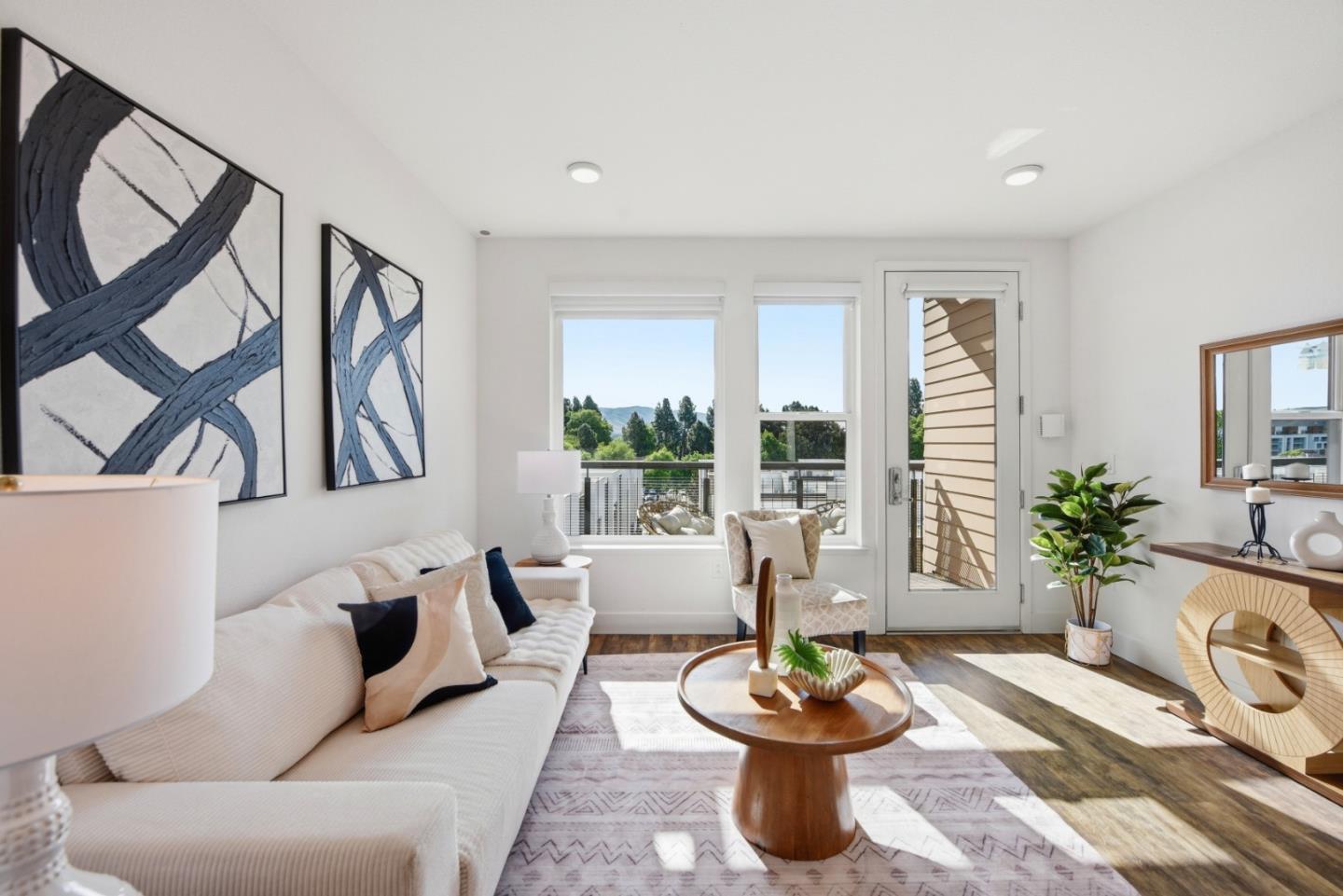 3768 Capitol Avenue 516B