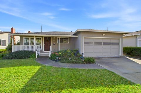 Photo of 2762 Forbes Avenue, SANTA CLARA, CA 95051 (MLS # ML82030569)