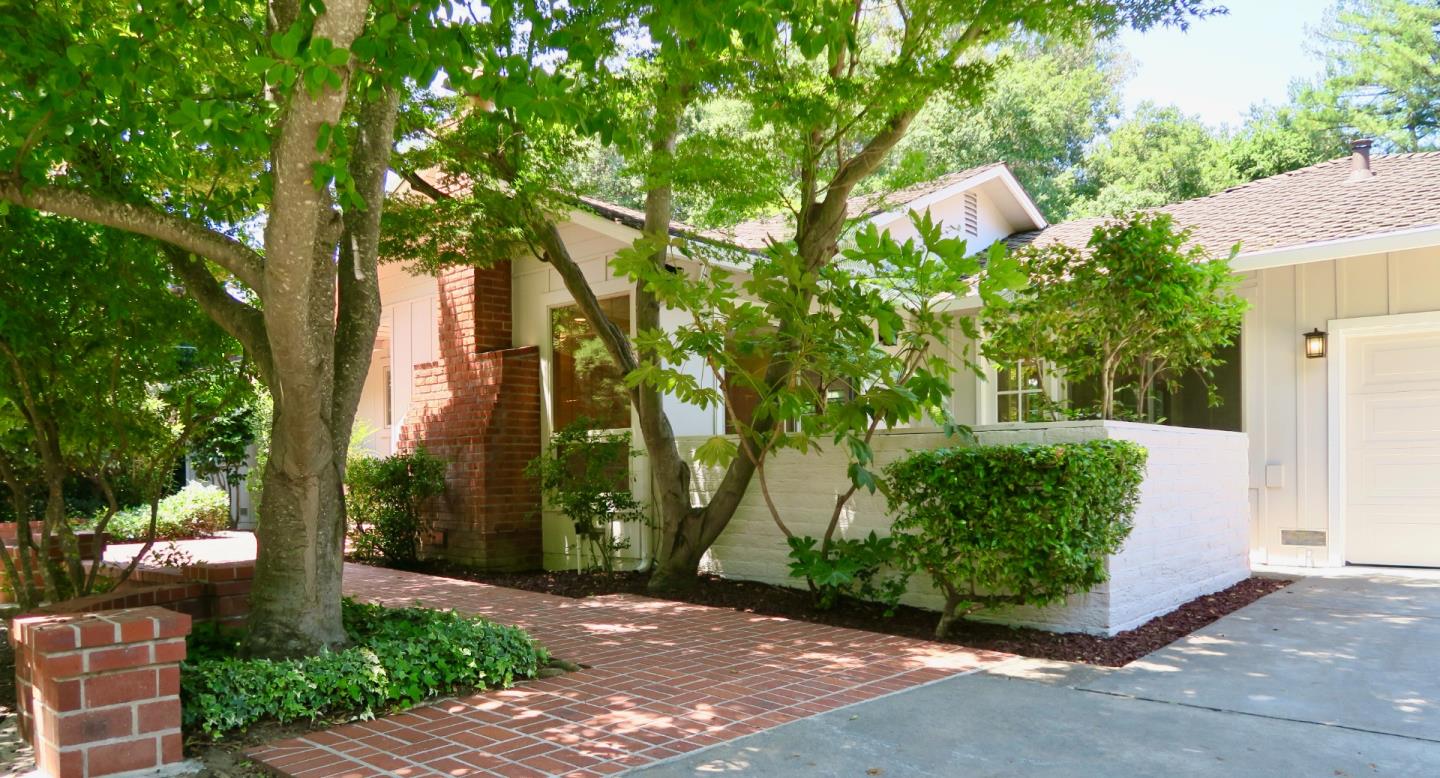 12909 Foothill Lane