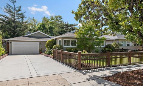Photo of 1720 Maryland Street, REDWOOD CITY, CA 94061 (MLS # ML82045164)