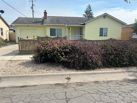 Photo of SALINAS, CA 93906 (MLS # ML82059863)