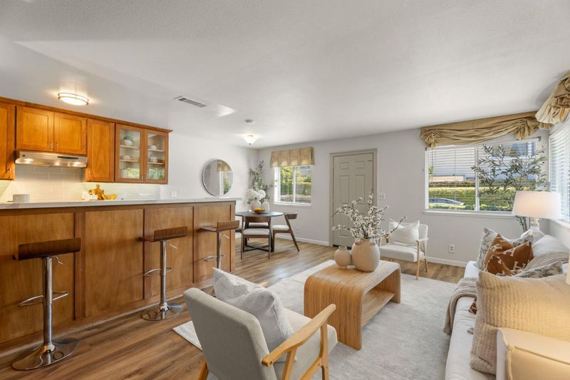 808 Gilchrist Drive 3
