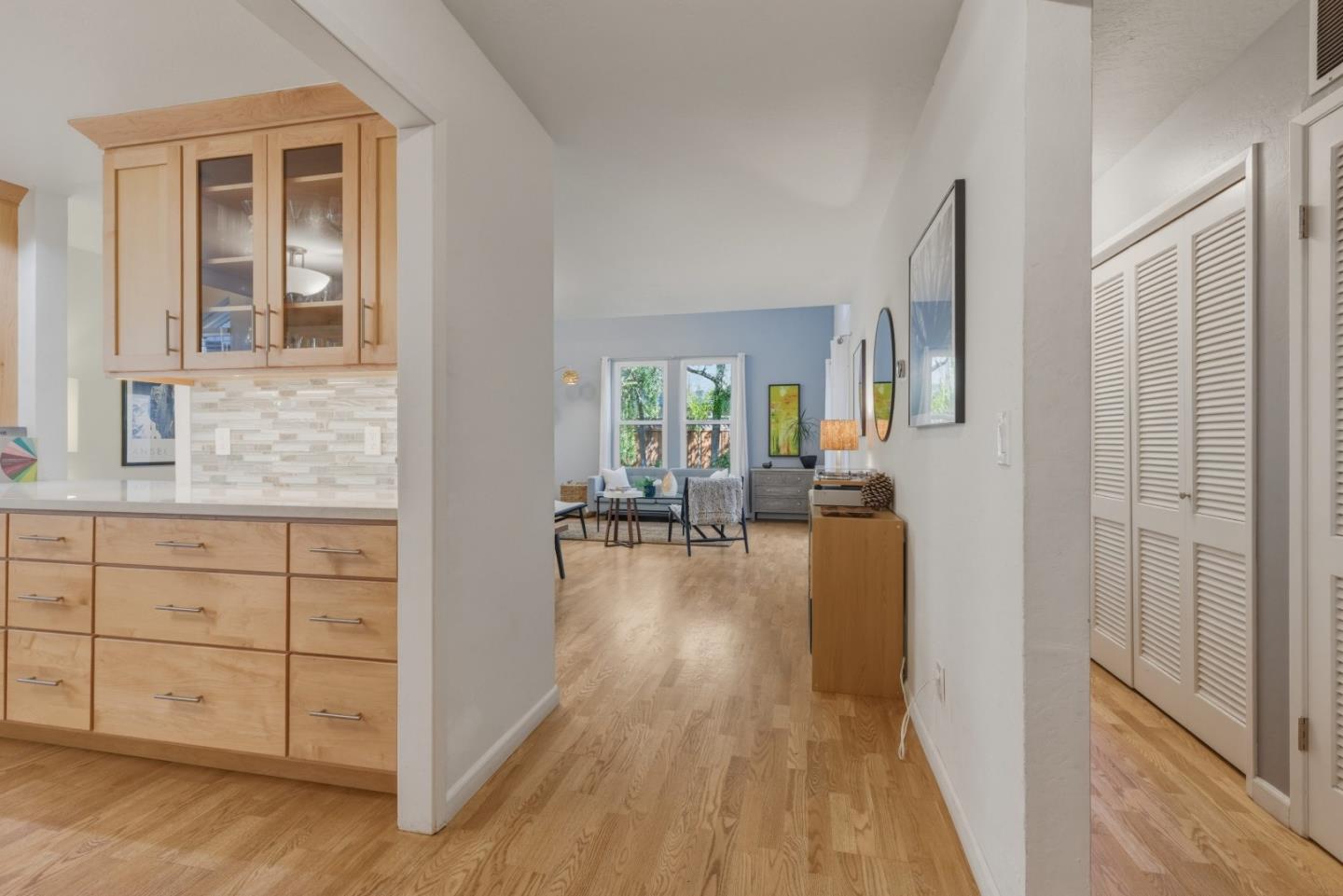 221 North Rengstorff Avenue 1