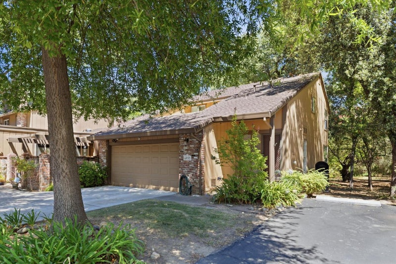 6937 Vera Cruz Court