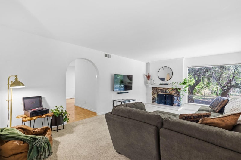 6937 Vera Cruz Court