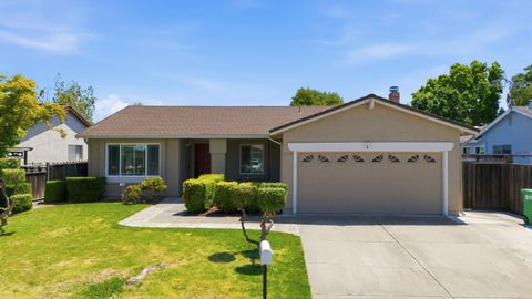 Photo of 2716 Killdeer Court, UNION CITY, CA 94587 (MLS # ML82048399)
