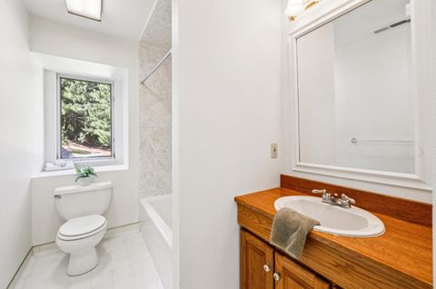 Tiny photo for 24595 Skyland Road, LOS GATOS, CA 95033 (MLS # ML82024805)