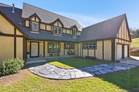 Tiny photo for 24595 Skyland Road, LOS GATOS, CA 95033 (MLS # ML82024805)