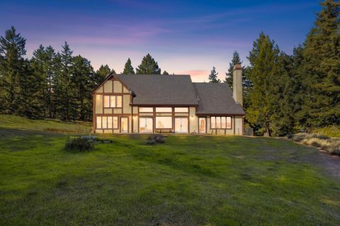 Tiny photo for 24595 Skyland Road, LOS GATOS, CA 95033 (MLS # ML82024805)