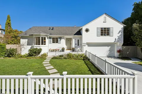 22 De Sabla Road, San Mateo, CA 94402 - #: ML82040635