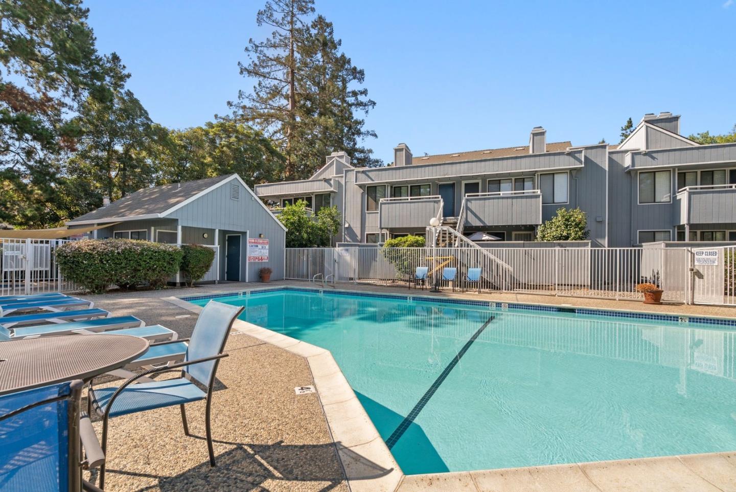 964 La Barbera Drive