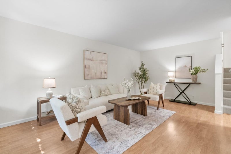 964 La Barbera Drive