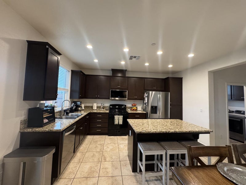 1952 Gus Villalta Drive