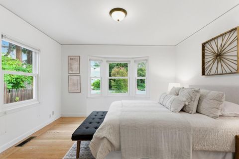 Tiny photo for 860 Harvard Avenue, MENLO PARK, CA 94025 (MLS # ML82025161)