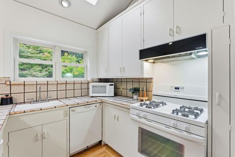 Tiny photo for 860 Harvard Avenue, MENLO PARK, CA 94025 (MLS # ML82025161)