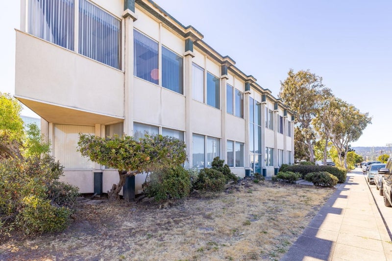805 Burlway Road