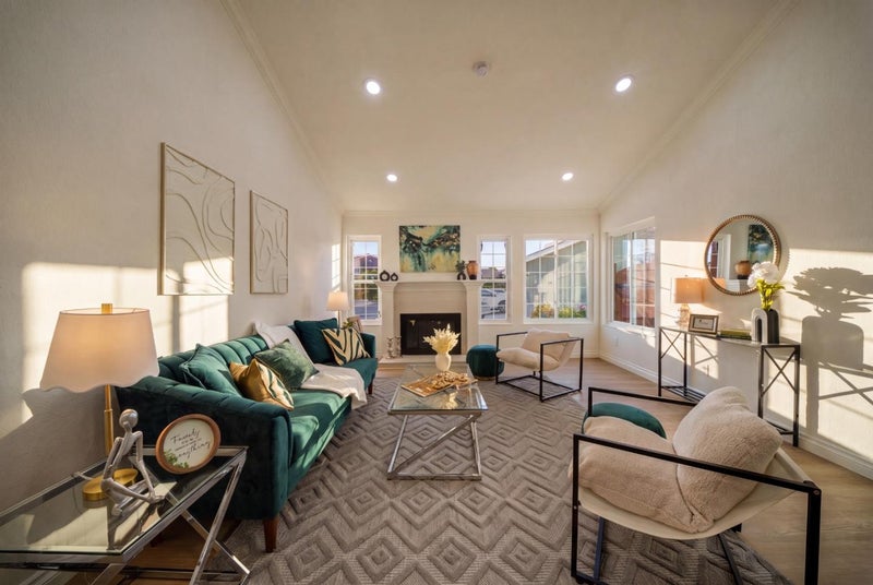 1255 Briarberry Court