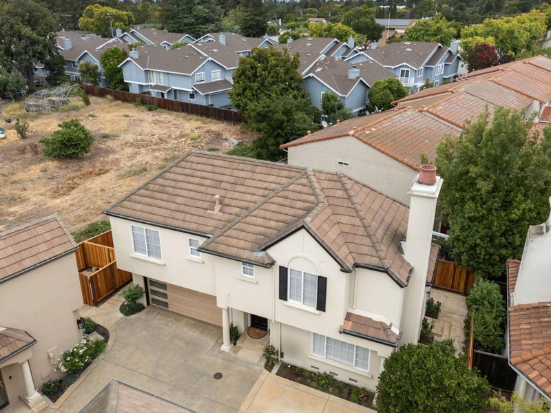 84 Dot Avenue