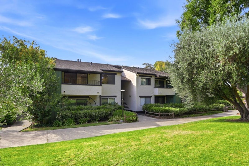 777 San Antonio Road 78