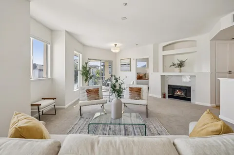 200 Baltic Circle Unit 232, Redwood City, CA 94065 - #: ML82026757