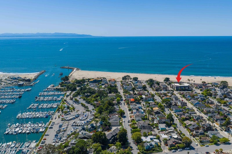 1703 East Cliff Drive