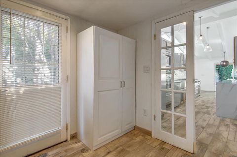 Tiny photo for 6513 Corbin Avenue, WOODLAND HILLS, CA 91367 (MLS # ML82028466)