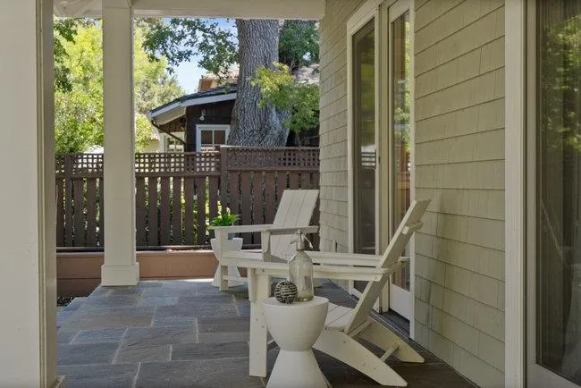 Menlo Park, California 94025, United States, 7 Bedrooms Bedrooms, ,6 BathroomsBathrooms,Residential,Pending,15627