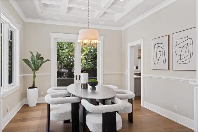 Menlo Park, California 94025, United States, 7 Bedrooms Bedrooms, ,6 BathroomsBathrooms,Residential,Pending,15627