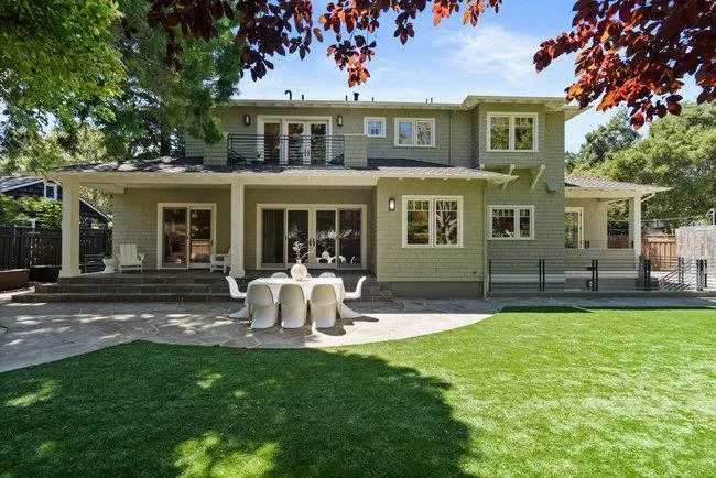 Menlo Park, California 94025, United States, 7 Bedrooms Bedrooms, ,6 BathroomsBathrooms,Residential,Pending,15627