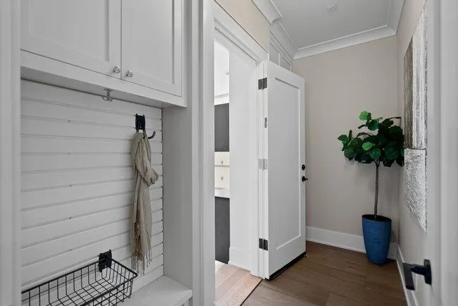 Menlo Park, California 94025, United States, 7 Bedrooms Bedrooms, ,6 BathroomsBathrooms,Residential,Pending,15627