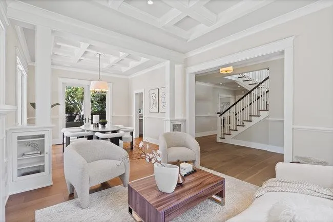 Menlo Park, California 94025, United States, 7 Bedrooms Bedrooms, ,6 BathroomsBathrooms,Residential,Pending,15627