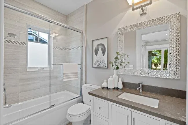 Menlo Park, California 94025, United States, 7 Bedrooms Bedrooms, ,6 BathroomsBathrooms,Residential,Pending,15627