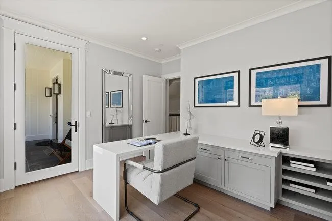 Menlo Park, California 94025, United States, 7 Bedrooms Bedrooms, ,6 BathroomsBathrooms,Residential,Pending,15627