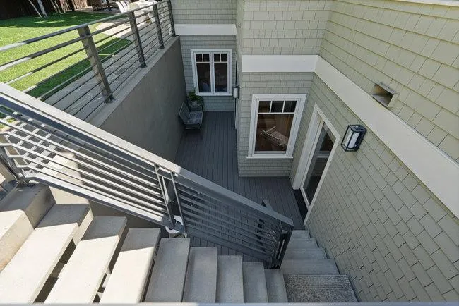 Menlo Park, California 94025, United States, 7 Bedrooms Bedrooms, ,6 BathroomsBathrooms,Residential,Pending,15627