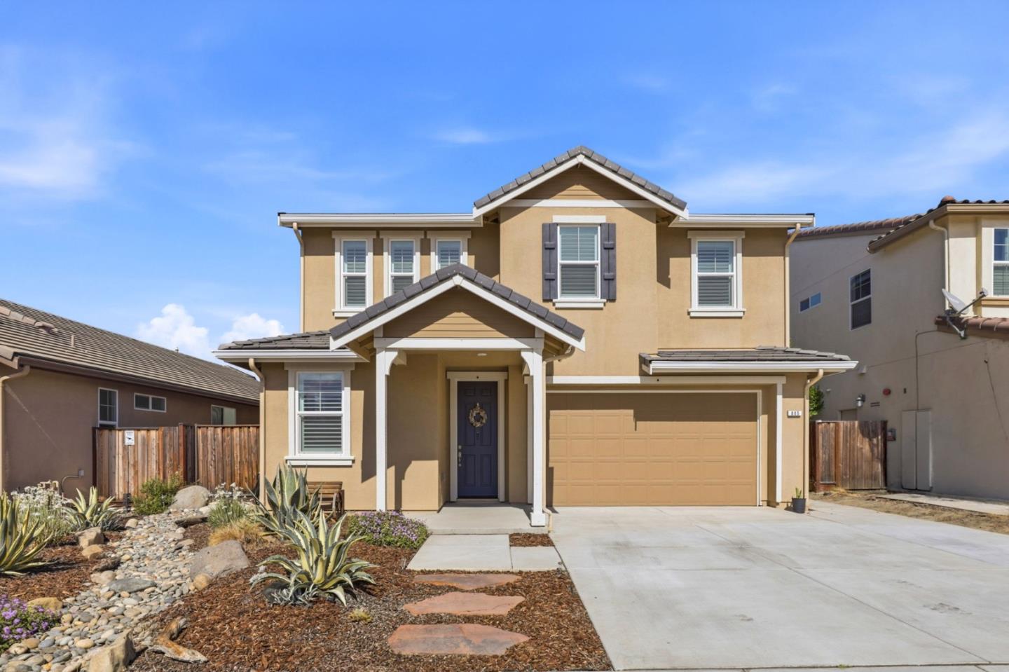 885 Fulton Way