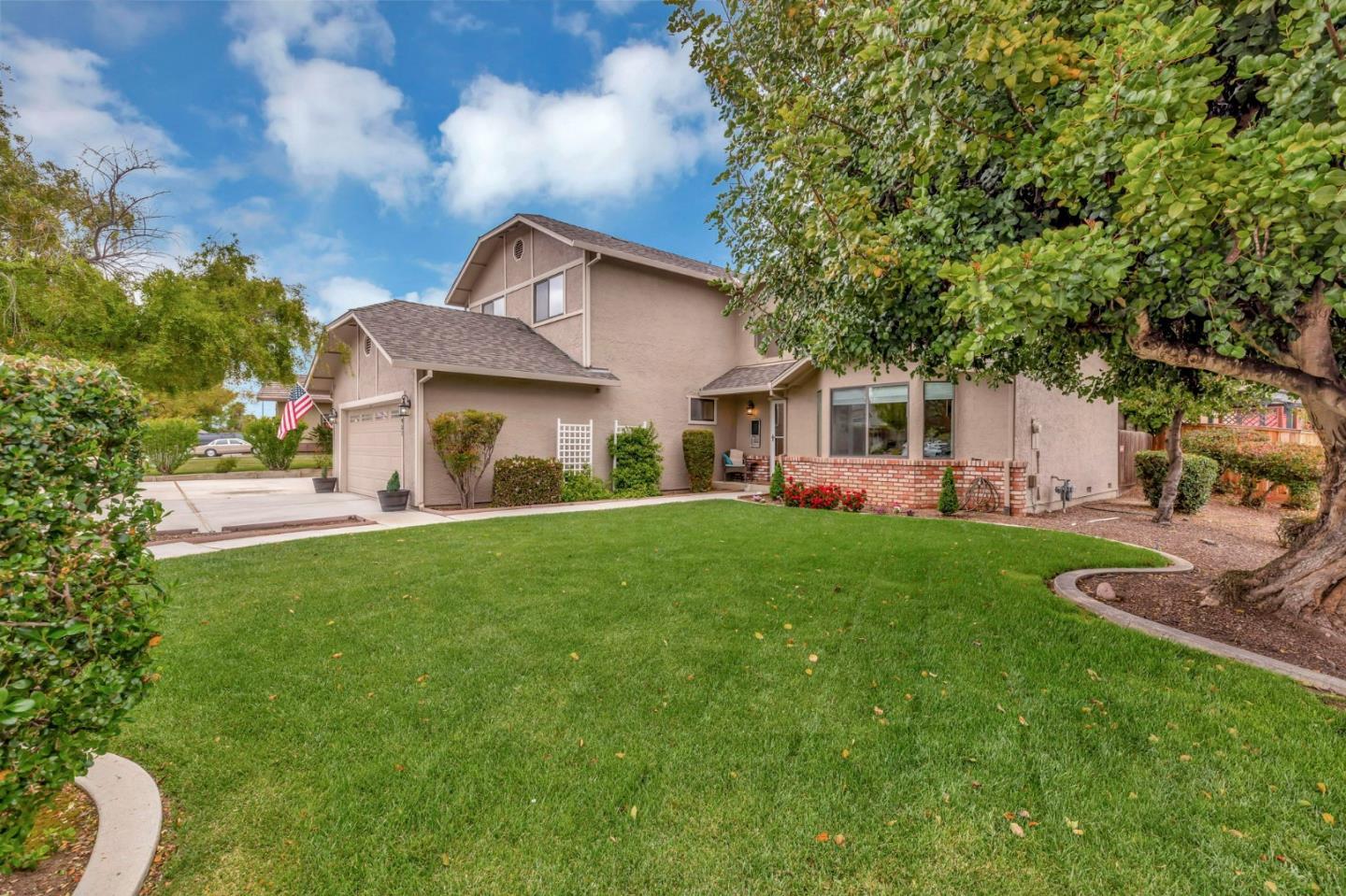 1951 Calistoga Drive