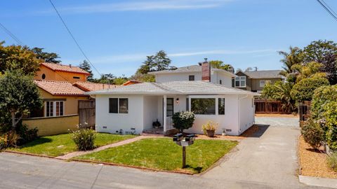Tiny photo for 207 Kingsbury Drive, APTOS, CA 95003 (MLS # ML82053227)